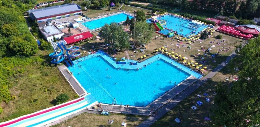 Alure Residences 1 & 24H Self Check-In, Free Parking In Front Of The Apartment Building, New Building, Terrace, Cafe With Breakfast In The Apartment Building, Next To The Aqua Park Banská Bystrica Exteriér fotografie