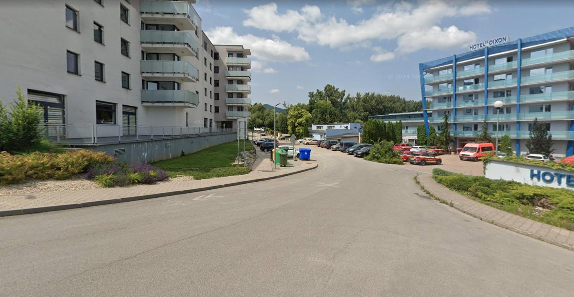 Alure Residences 1 & 24H Self Check-In, Free Parking In Front Of The Apartment Building, New Building, Terrace, Cafe With Breakfast In The Apartment Building, Next To The Aqua Park Banská Bystrica Exteriér fotografie